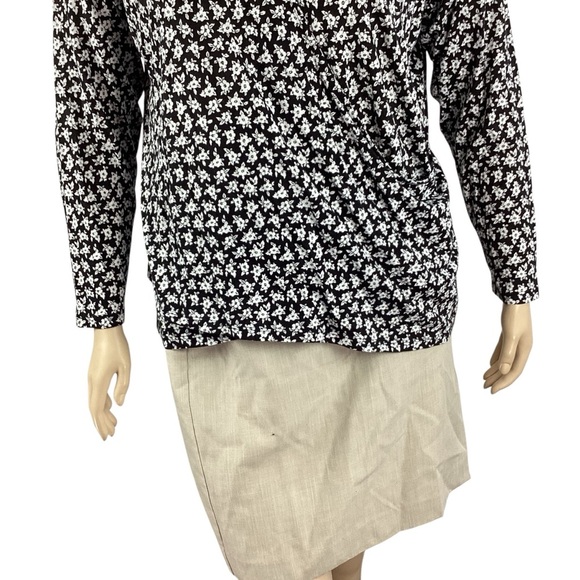 MICHAEL Michael Kors Floral Surplice Faux Wrap Top Black White 2X - Picture 3 of 7